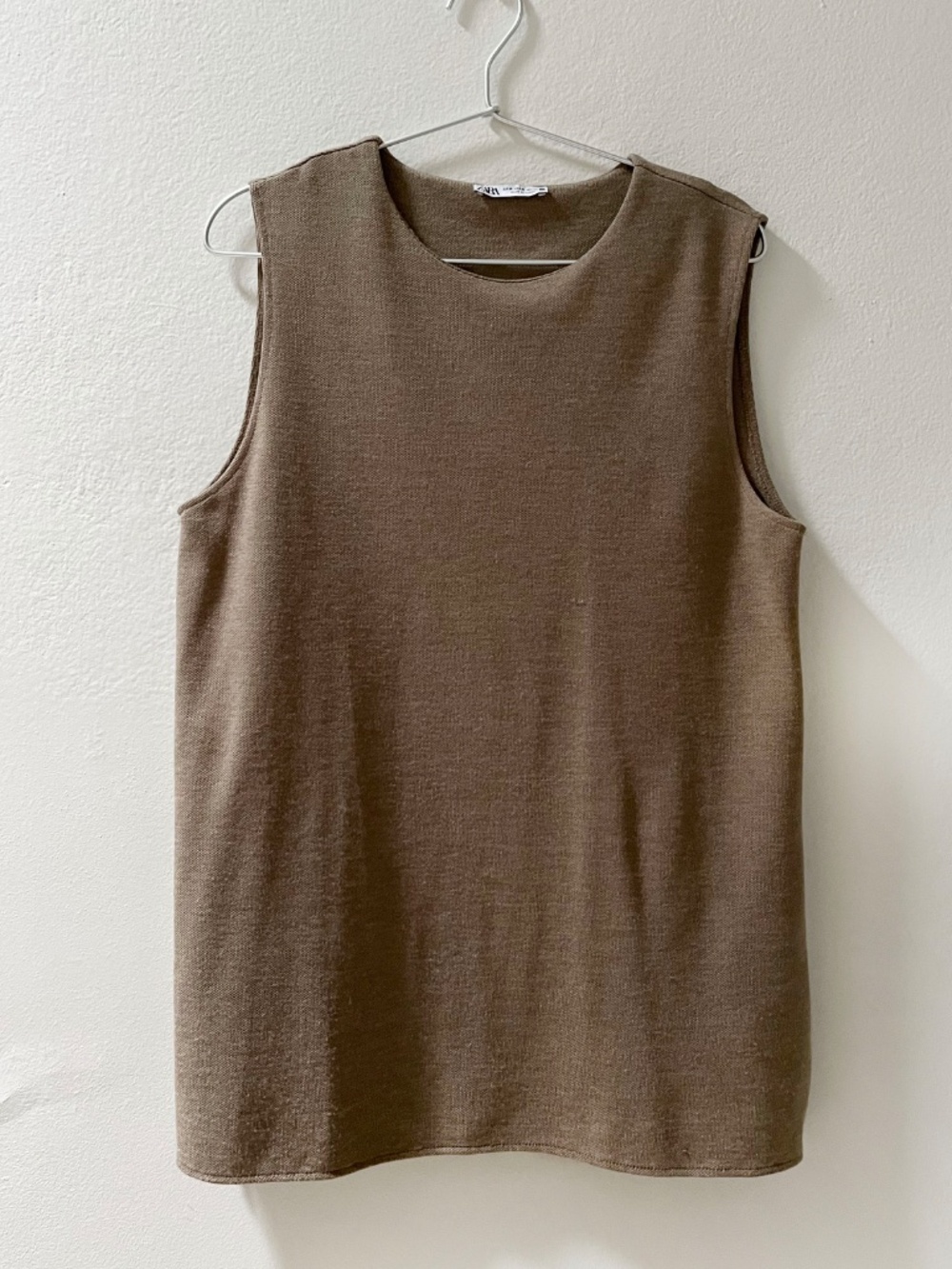 Zara Taupe Soft Pique High Neck Top. Size M. - Picture 2 of 4